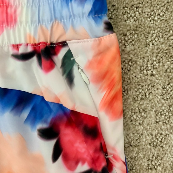 Marika shorts. - Picture 4 of 4